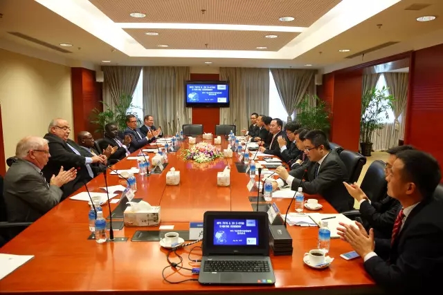 振華重工中標(biāo)非洲加納最大港機訂單